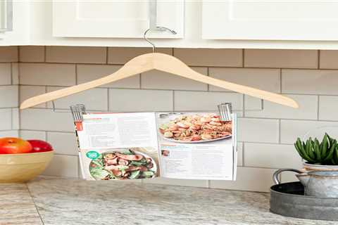 17 Clothes Hanger Tips and Tricks