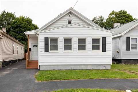 Roof Waterproofing in Syracuse NY