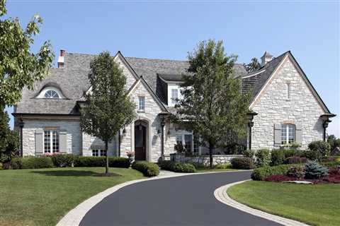 What Is The Cost of an Asphalt Driveway?