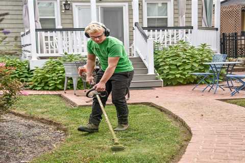 Lawn Care Equipment Rentals Homeowners Should Consider