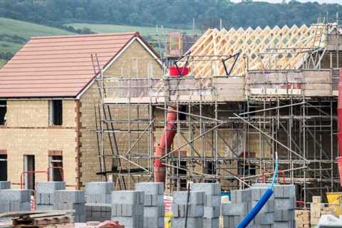 What Are Some Things You Need to Know Before Hiring A Wilmslow House Builder