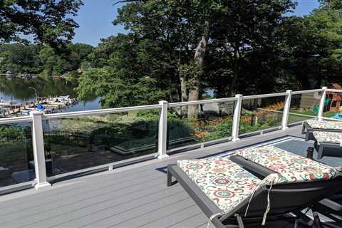 3 of the Hottest Deck Design Trends for Summer 2023