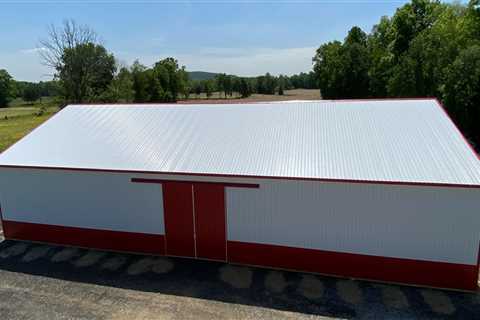 What is the most cost-effective pole barn size?