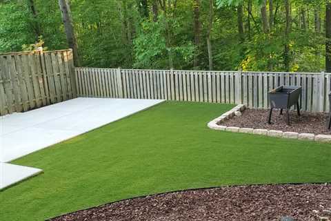 Benefits of Installing Fake Grass Near Me