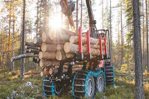 Safely Operating a Forwarder on Rough Terrain: Tips from a Forestry Equipment Expert