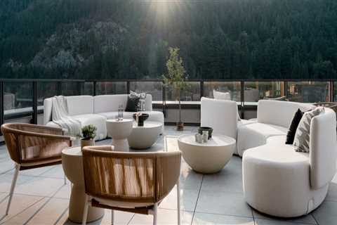 Incorporating the Latest Outdoor Furniture Trends into Your Space