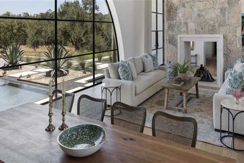 Designing An Inviting Interior For Your Orlando Airbnb With Natural Stone Building Materials
