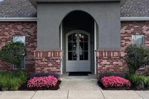 The Modern Aesthetic: Why A Metal Roofer Is A Key Partner For A Landscape Architect In Shreveport