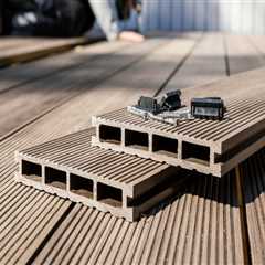 How Deck Builders In Vancouver Collaborate With Groundskeeping Experts