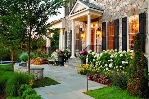 10 Front Yard Landscaping Ideas to Transform Your Home’s First Impression