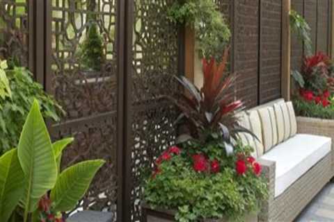 Incorporating Privacy Elements into Hardscape Design for Your Outdoor Space